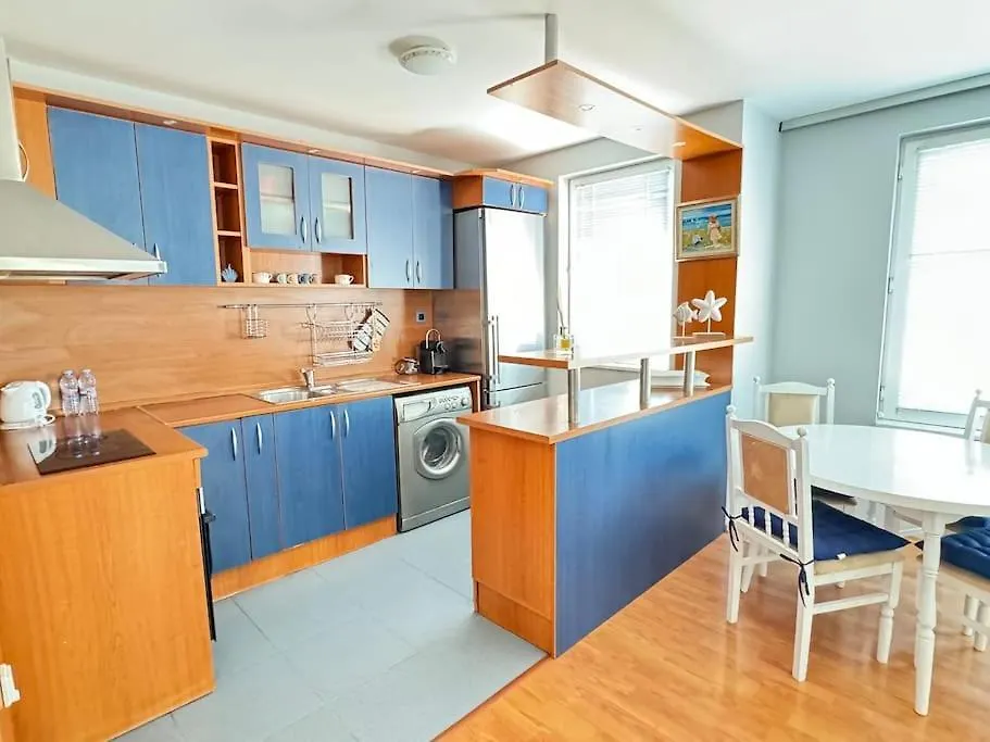 Blue Lagoon Burgas Apartment